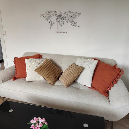 Le Repere, 400M Aeroport, 2 Chambres Tille Bagian luar foto